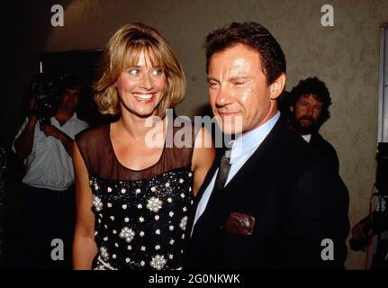 Lorraine Bracco et Harvey Keitel pendant la première de 'Goodfellas' Los Angeles au Mann's Bruin Theatre à Westwood, Californie le 17 septembre 1990 crédit: Ralph Dominguez/MediaPunch Banque D'Images