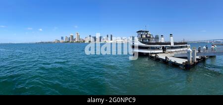 Vue sur la ville de San Diego depuis Coronado Island en Californie, États-Unis Banque D'Images