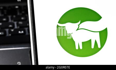 Photo éditoriale sur le thème au-delà de la viande. Photo d'illustration pour des nouvelles sur Beyond Meat - un producteur de substituts de viande à base végétale Banque D'Images