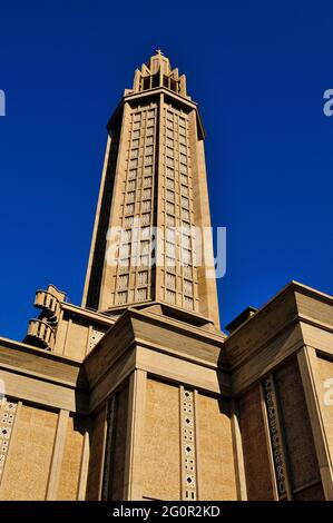 FRANCE, SEINE-MARITIME (76) NORMANDIE, LE HAVRE, ÉGLISE SAINT-JOSEPH ET SA TOUR-CLOCHER, CONSTRUITE EN 1957 PAR AUGUSTE PERRET Banque D'Images