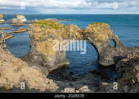 Gatklettur, Arch, l'Islande Arnarstapi Banque D'Images