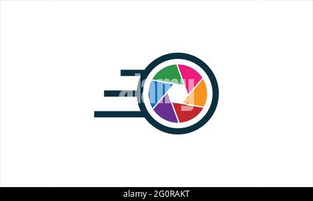 Combinaison du logo d'obturateur rapide vectoriel. Symbole ou icône de vitesse de l'objectif. Photo et mise au point uniques Illustration de Vecteur