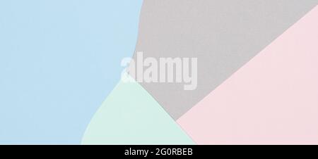 Arrière-plan abstrait de la bannière de texture de papier de couleur. Formes géométriques et lignes minimales en bleu, vert clair, rose pastel, gris Banque D'Images