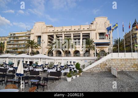 Palais de la Méditerranée et plage, Promenade des Anglais, Nice, France Banque D'Images