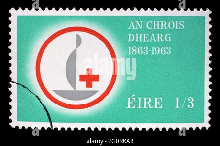 Timbre imprimé en Irlande pour célébrer les 100 ans de la Croix-Rouge, vers 1963 Banque D'Images