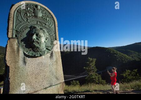 France. Pyrénées Orientales (66) région de Conflent. Mémorial Albert Gisclard (né à Nîmes en 1844 et mort à Planès, 31 octobre 1909) Design français Banque D'Images