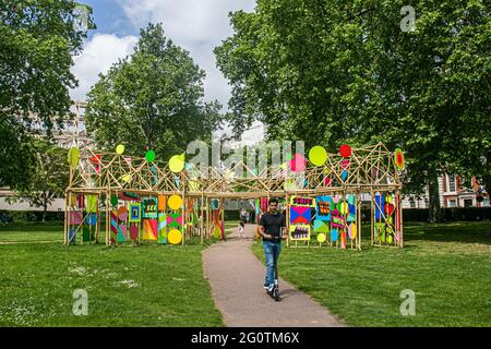 MAYFAIR LONDRES 3 juin 2021 . Découvrez par Morag Myerscough soutenu par Grosvenor Britain and Ireland - sculptures d'art publiques d'artistes contemporains dans le cadre du week-end d'art de Mayfair en juin. Credit amer ghazzal/Alamy Live News Banque D'Images