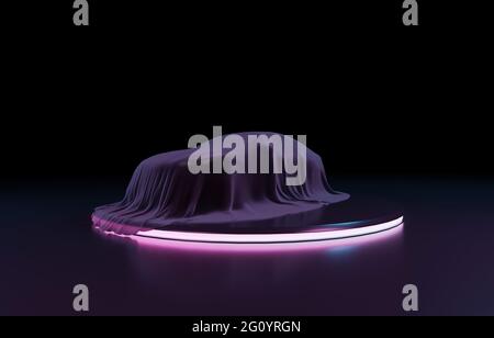 présentation d'une voiture recouverte d'un tissu sur une scène circulaire avec des lumières néon violettes et un arrière-plan sombre. rendu 3d Banque D'Images