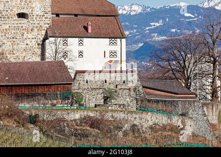 Détail du cadran solaire au mur du château de Werdenberg Banque D'Images