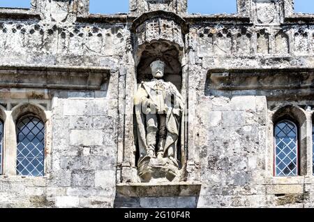 Statue d'Edward le VII dans la porte nord Salisbury Wiltshire Royaume-Uni Banque D'Images