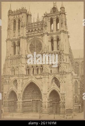 Façade de la cathédrale d'Amiens; n° 973 Amiens (cathédrale). Banque D'Images