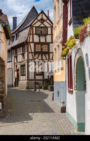 Ville médiévale de Bacharach, ville de maisons à colombages, vallée du Haut-Rhin moyen, patrimoine mondial de l'UNESCO, Rhénanie-Palatinat, Allemagne Banque D'Images