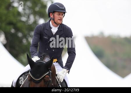 Balve, Allemagne. 04e juin 2021. Cavalier de dressage Matthias Alexander Rath Rides Foundation dans le Grand Prix Special de dressage. Credit: Friso Gentsch/dpa/Alay Live News Banque D'Images