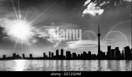 Vue générale de la magnifique ville de Toronto avec de nombreux gratte-ciel de grande taille. Banque D'Images