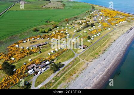 Vue aérienne de drone de la baie de la Nouvelle-Angleterre Caravan et camping-car Club Galloway Banque D'Images