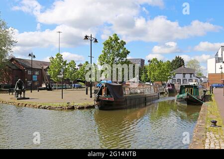 Coventry Canal Basin, St Nicholas Street, Coventry, West Midlands, Angleterre, Grande-Bretagne, Royaume-Uni, Europe Banque D'Images