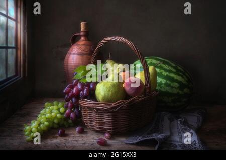 Encore vie avec des fruits dans le style baroque Banque D'Images