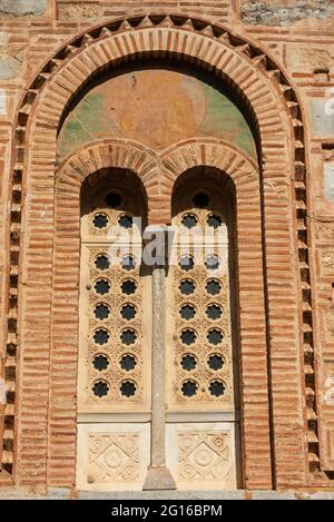 Le monastère Hosios Loukas est l'un des monuments les plus importants de l'architecture byzantine moyenne et est classé au patrimoine mondial de l'UNESCO Banque D'Images