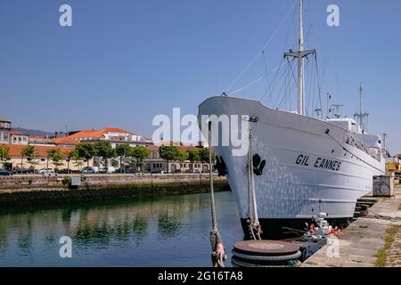 Ancien navire-hôpital portugais Gil Eannes, maintenant amarré en permanence dans le port de Viana do Castelo, servant de navire-musée Banque D'Images