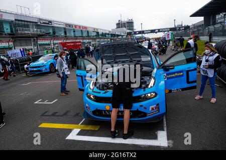 Nordschleife, Allemagne. 05e juin 2021. 100 Muller Yvan (fra), Cyan Racing Lynk & Co, Lync & Co 03 TCR, départ de GRID lors de la course WTCR 2021 de la FIA en Allemagne, 1er tour de la FIA World Touring car Cup 2021, sur le Nurburgring Nordschleife, du 3 au 6 juin 2021 à Nurburg, Allemagne - photo Florent Gooden / DPPI / LiveMedia crédit: Agence photo indépendante / Alay Live News Banque D'Images