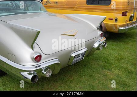 American Vehicle Cadillac Eldorado1957 lors d'un salon automobile classique Banque D'Images