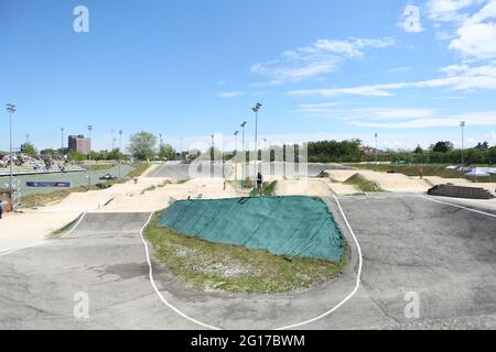 La coupe d'Europe UEC BMX ronde 2 se tiendra à l'arène olympique BMX le 2 mai 2021 à Vérone, en Italie Banque D'Images