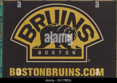 Gros plan du logo Boston Bruins à TD Garden Banque D'Images