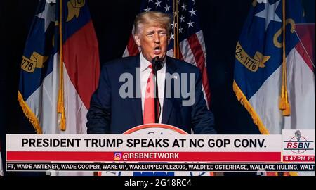 05 juin 2021, Greenville, Caroline du Nord, États-Unis - l'ancien président DONALD TRUMP s'adresse à la convention républicaine de l'État de Caroline du Nord.(image de crédit : © RSBN/ZUMA Wire) Banque D'Images