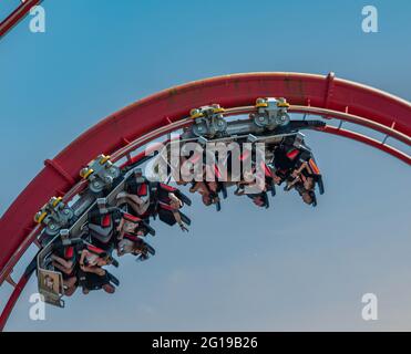 Le rollercoaster G Force GForce maintenant enlevé au parc à thème Drayton Manor Tamworth Banque D'Images
