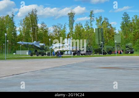 Parc Patriot, région de Moscou, Russie, 22 mai 2021. Exposition d'équipements militaires Banque D'Images