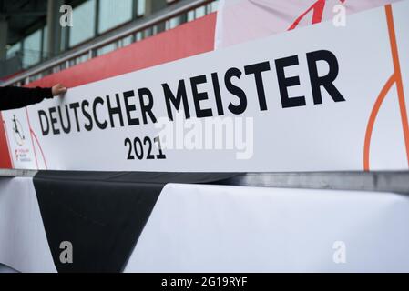 Munich, Allemagne. 06e juin 2021. Deutscher Meister 2021 avant le match Frauen Bundesliga entre le FC Bayern Munich et le TSG Hoffenheim au campus du FC Bayern, Allemagne. Crédit: SPP Sport presse photo. /Alamy Live News Banque D'Images
