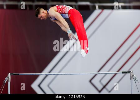 Dortmund, Allemagne. 06e juin 2021. Gymnastique, appareils de gymnastique, Westfalenhalle: Championnats d'Allemagne, décision unique, hommes: Lukas Dauser en action sur la barre haute. Credit: Rolf Vennenbernd/dpa/Alay Live News Banque D'Images