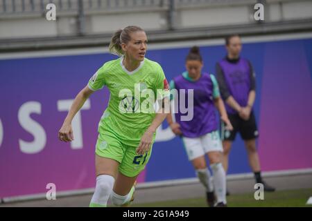 Wolfsburg, Allemagne. 06e juin 2021. Lara Dickenmann ( 21 Wolfsburg ) lors du match FlyerAlarm Frauen-Bundesliga entre VfL Wolfsburg et SV Werder Bremen au stade AOK à Wolfsburg, en Allemagne. Crédit: SPP Sport presse photo. /Alamy Live News Banque D'Images