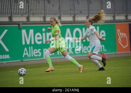 Wolfsburg, Allemagne. 06e juin 2021. Lara Dickenmann ( 21 Wolfsburg ) lors du match FlyerAlarm Frauen-Bundesliga entre VfL Wolfsburg et SV Werder Bremen au stade AOK à Wolfsburg, en Allemagne. Crédit: SPP Sport presse photo. /Alamy Live News Banque D'Images