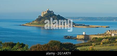 Mount Cornwall de St Michael visité par Boris et Carrie Johnson et Joe Biden, président des États-Unis d’Amérique, et sa femme Jill, avant le sommet du G7. Banque D'Images