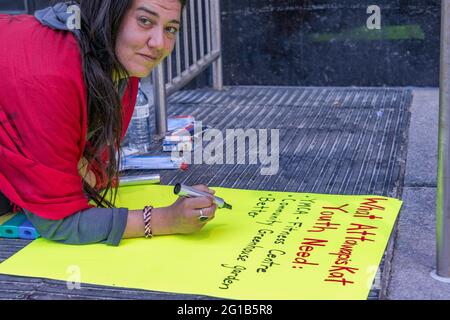 TORONTO, CANADA-AVRIL 17,2016 : inactif plus, les manifestants Black Lives Matter occupent le bureau de Toronto occupé par les Affaires autochtones et du Nord de t Banque D'Images