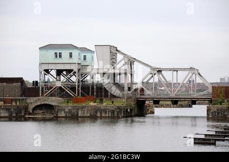 Regent Road et Stanley Dock Bascule Bridge à Liverpool Banque D'Images