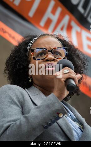 Kim Janey, 56 ans, maire suppléant de Boston, Massachusetts, États-Unis. 31 mai, 2021.Janey est présenté sur le stand de bande de Parkman dans le Boston Common pendant la Journée nationale de solidarité contre les Asiatiques américains et les insulaires du Pacifique (AAPI) haine le dernier jour du mois du patrimoine de l'AAPI aux États-Unis Banque D'Images