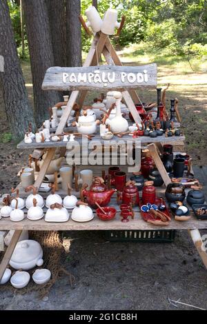 Pampāļu produits céramiques exposés au Musée ethnographique en plein air de Lettonie Banque D'Images