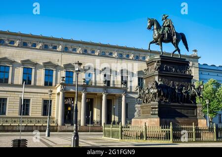 Statue équestre de Frédéric le Grand, Unter den Linden, Berlin, Allemagne Banque D'Images