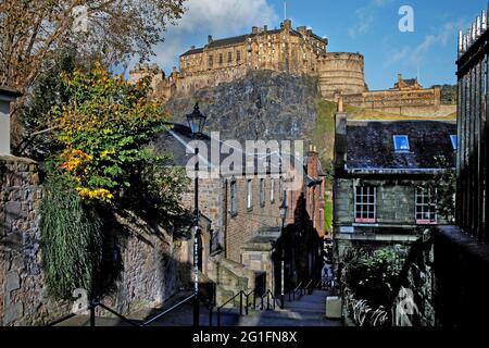 Château d'Édimbourg, Castle Rock, vue de la vieille ville, allée entre Grassmarket et Heriot place, escaliers, Edimbourg, Écosse, Royaume-Uni Banque D'Images