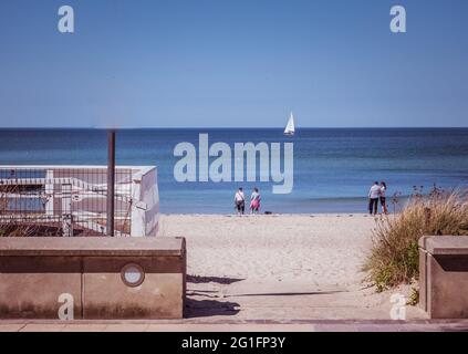 Sur la plage de la mer Baltique à Warnemuende Banque D'Images
