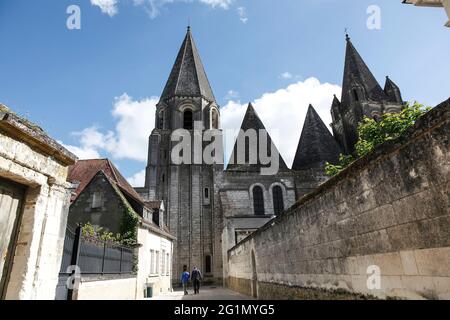 France, Indre et Loire, vallée de la Loire classée au patrimoine mondial de l'UNESCO, Loches, église Saint-Ours, ancienne collégiale notre-Dame Banque D'Images