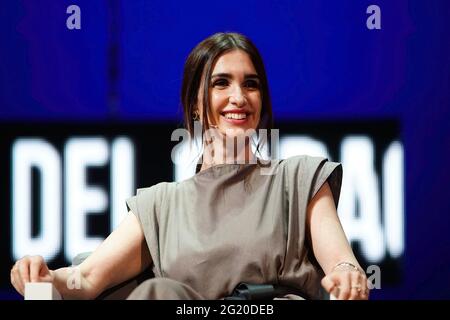 Malaga, Espagne. 05e juin 2021. L'actrice Paz Vega vue lors de la présentation de 'la Casa del Caracol' au Festival de Malaga 2021 au Teatro Cervantes à Malaga. Crédit : SOPA Images Limited/Alamy Live News Banque D'Images