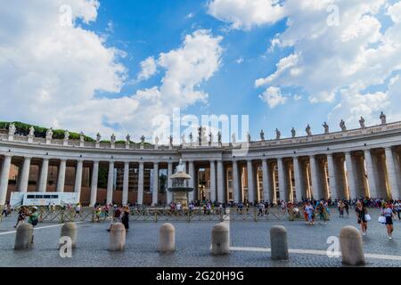 Différentes vues sur la Cité du Vatican Banque D'Images