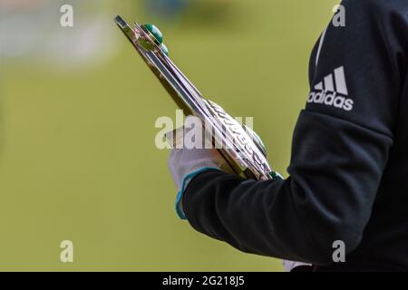 Munich, Allemagne. 06e juin 2021. Le Meisterschale avant le match Frauen Bundesliga entre le FC Bayern Munich et Eintracht Frankfurt au campus du FC Bayern, Allemagne. Crédit: SPP Sport presse photo. /Alamy Live News Banque D'Images