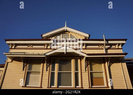 Détail d'une partie de l'ancienne gare d'Emerald classée au patrimoine historique construite en bois en 1900 Banque D'Images