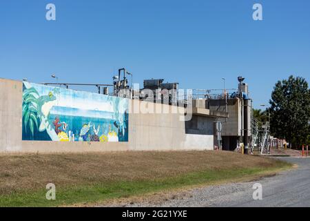 MacKay South usine de recyclage de l'eau à Bakers Creek traitant les eaux usées en vue de leur réutilisation dans l'irrigation des champs de canne à sucre. Banque D'Images