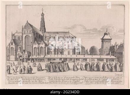 Vue sur l'église Saint-Bavo, depuis le sud-est. Vue sur l'église Saint-Bavo à Haarlem, vue du sud-est, avec une procession funéraire au premier plan. Banque D'Images