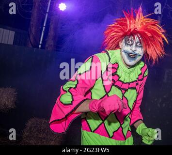 Les tours Alton font peur aux acteurs pendant Sincare Scare Fest Inc. Les ancêtres Alton et le spectacle Freak Halloween Scare Scare Banque D'Images